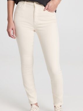 MOTHER Cream High Waisted Looker Ankle Jeans — Size 28